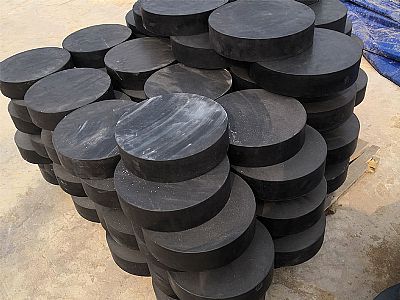 三门县板式橡胶支座由若干层橡胶片与薄钢板经加压硫化